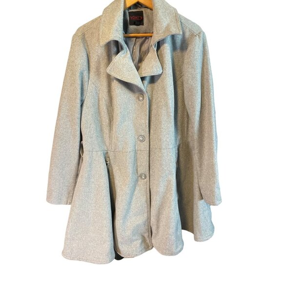 Yoki Gray Thick Buttoned Flare Hem Coat Sz 1XL - Picture 1 of 9